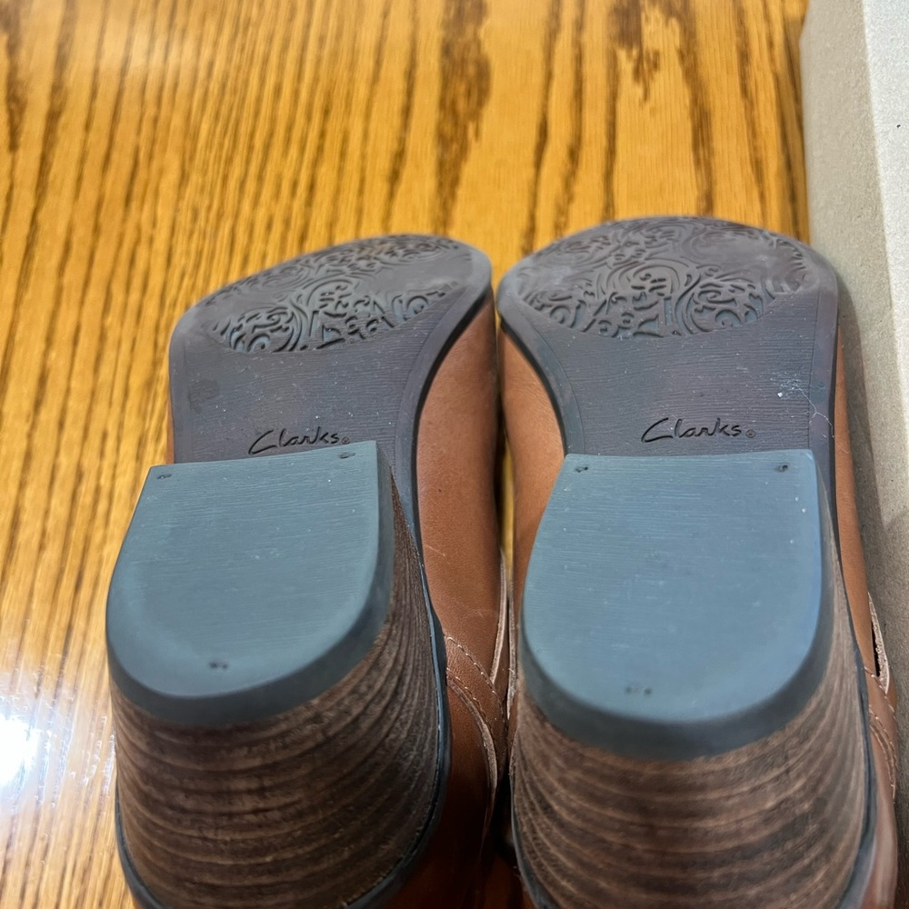 Clarks Spye Celeste Tan Ankle Boot Sz 8 - Picture 4 of 6